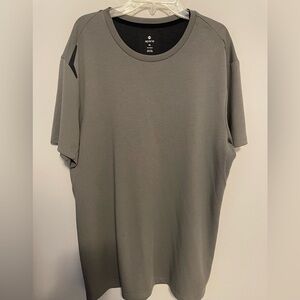 Apana Men's Short Sleeve Gray Tee